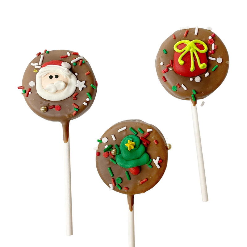 Chocolate covered Christmas Oreos - Nandy's CandyChocolate covered Christmas Oreos