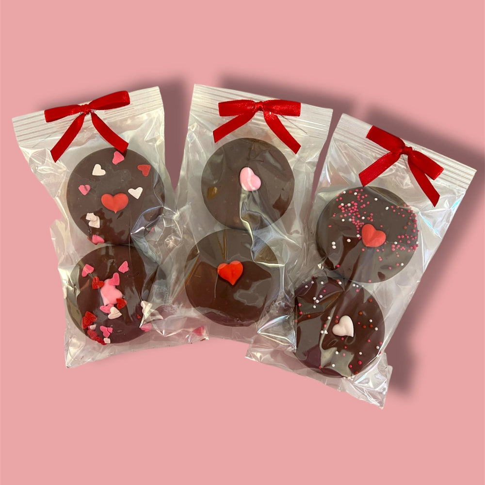 Valentine's Chocolate Covered Oreos - Nandy's CandyValentine's Chocolate Covered Oreos