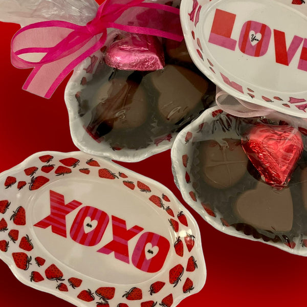 Valentine’s Day Tidbit Bowls - Nandy's CandyValentine’s Day Tidbit Bowls