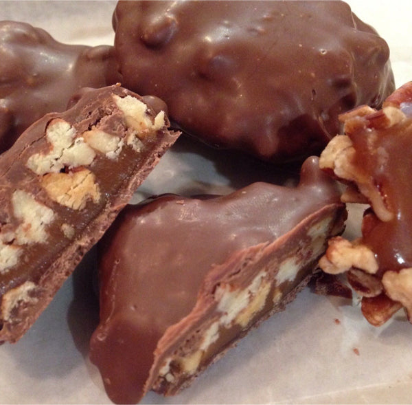 Valentine’s Day Treats (pecan, caramel, and chocolate) - Nandy's CandyValentine’s Day Treats (pecan, caramel, and chocolate)